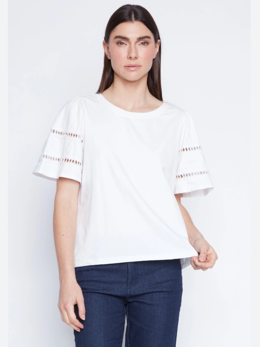 Studio B White Flutter Sleeve Top Sz L